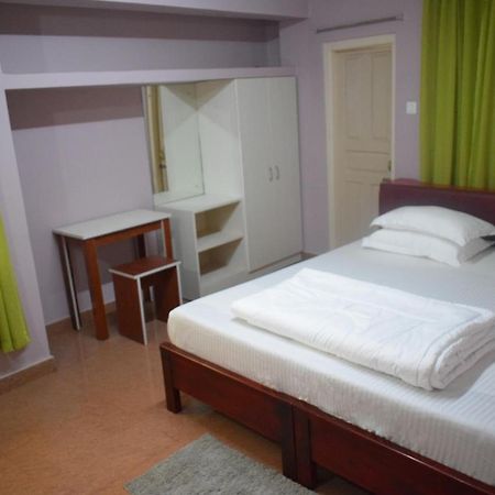 The Palm Guest House Kohima ภายนอก รูปภาพ