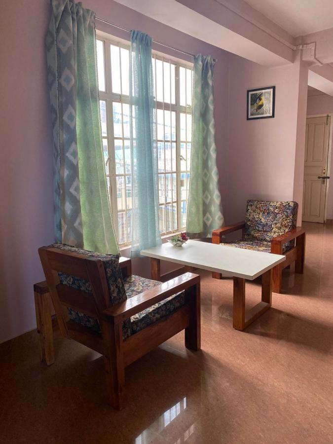 The Palm Guest House Kohima ภายนอก รูปภาพ